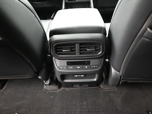 Used 2023 Honda Pilot EX-L image 22