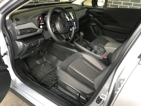 Certified 2024 Subaru Crosstrek 2.0i image 5