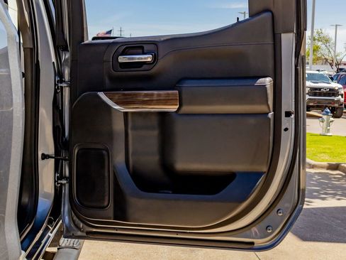 Used 2019 Chevrolet Silverado 1500 LT Trail Boss image 37