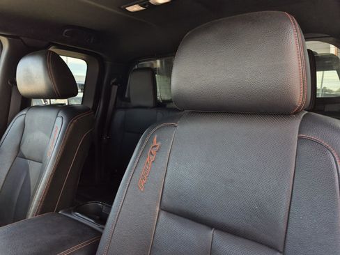Used 2020 Nissan Titan PRO-4X w/ Pro-4x Convenience Package image 31