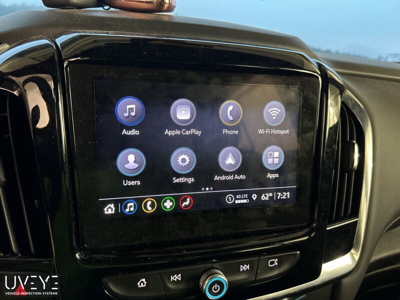 Used 2023 Chevrolet Traverse LT w/ Midnight/Sport Edition AWD/4WD image 8