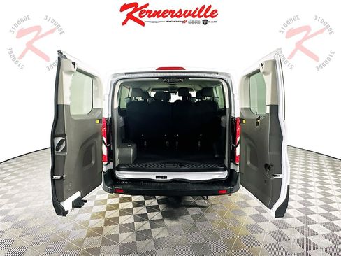 Used 2023 Ford Transit 350 XLT image 28