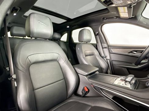 Used 2023 Jaguar F-PACE S AWD/4WD image 14