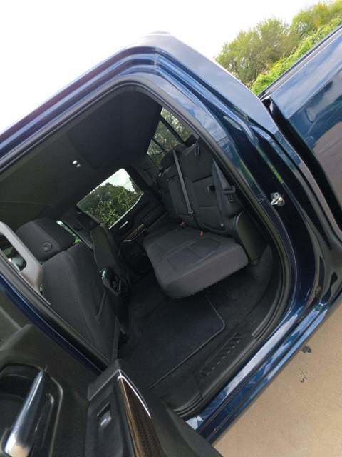 Used 2020 Chevrolet Silverado 1500 RST AWD/4WD image 7