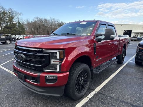 Used 2022 Ford F250 Lariat w/ Black Appearance Package image 8
