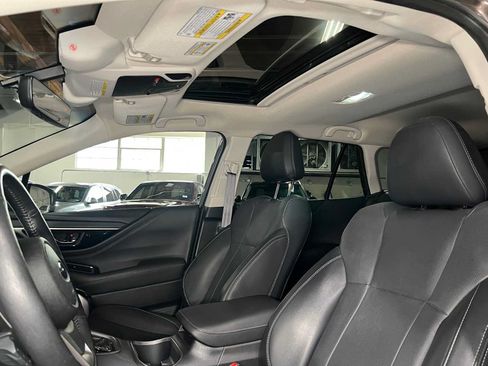 Used 2022 Subaru Outback Limited XT AWD/4WD image 25