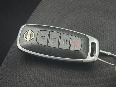 Used 2025 Nissan Sentra SV FWD image 19