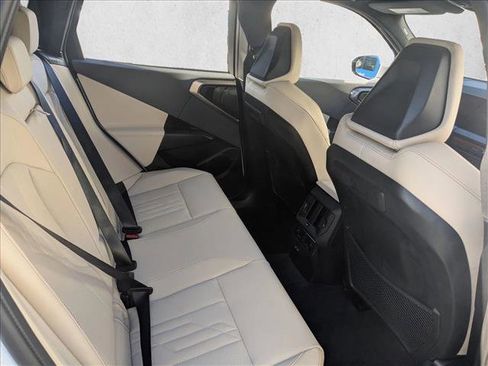 Certified 2025 BMW X3 xDrive30i w/ Convenience Package image 20