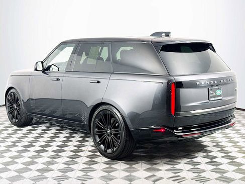 Used 2023 Land Rover Range Rover SE image 7