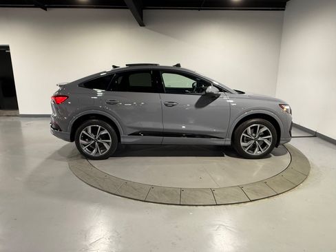 Used 2024 Audi Q4 e-tron Premium w/ Convenience Package AWD/4WD image 8