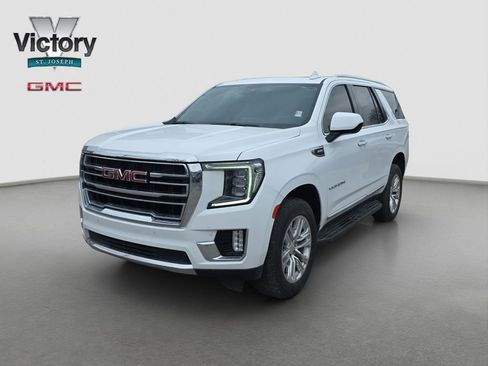 Used 2023 GMC Yukon SLT image 3