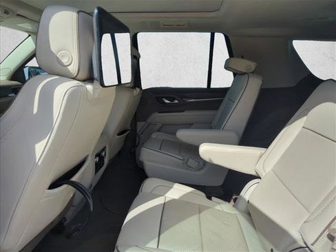 Used 2021 GMC Yukon Denali w/ Denali Ultimate Package RWD image 12