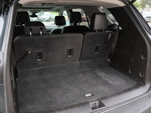 Used 2018 Chevrolet Traverse LT w/ LPO, Floor Liner Package AWD/4WD image 11