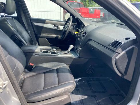 Used 2008 Mercedes-Benz C 300 Sedan image 14