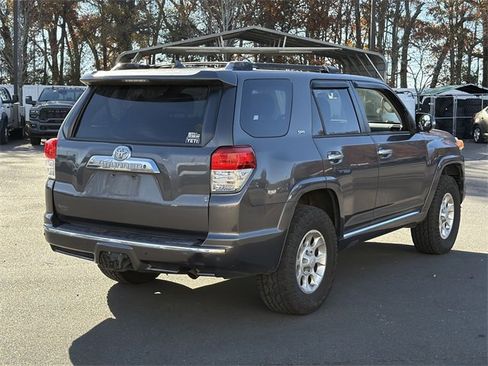 Used 2013 Toyota 4Runner SR5 image 5