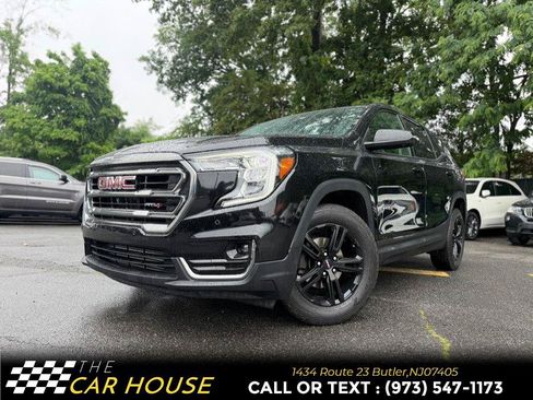 Used 2022 GMC Terrain AT4 w/ Tech Package AWD/4WD image 2