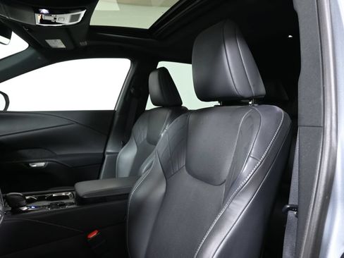 Used 2024 Lexus RX 350 Premium w/ Cold Area Package AWD/4WD image 5