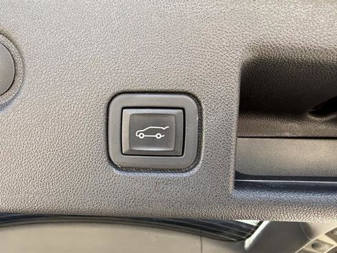 Used 2024 Chevrolet Equinox LT image 27