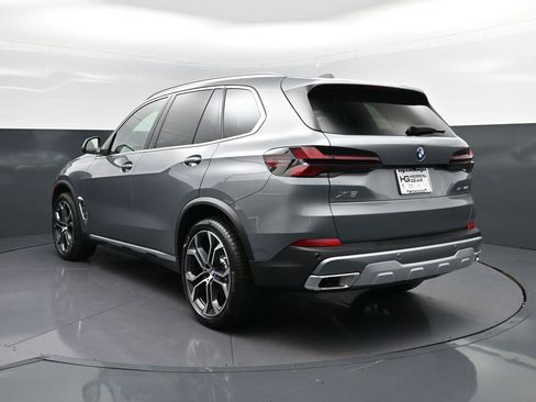 New 2026 BMW X5 sDrive40i image 5