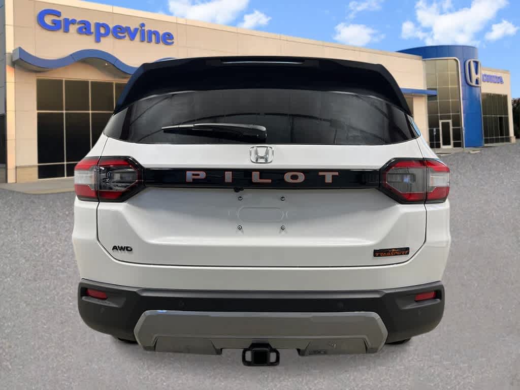 New 2026 Honda Pilot TrailSport image 4