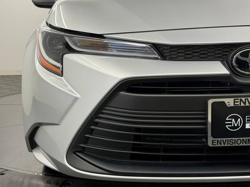Certified 2026 Toyota Corolla LE w/ LE Premium Package FWD image 9