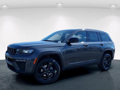 New 2026 Jeep Grand Cherokee Limited AWD/4WD image 2