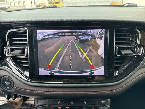 Used 2023 Dodge Durango GT AWD/4WD image 15