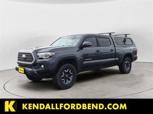 Used 2019 Toyota Tacoma TRD Off-Road image 1