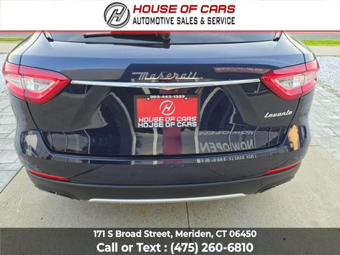 Used 2017 Maserati Levante AWD/4WD image 15