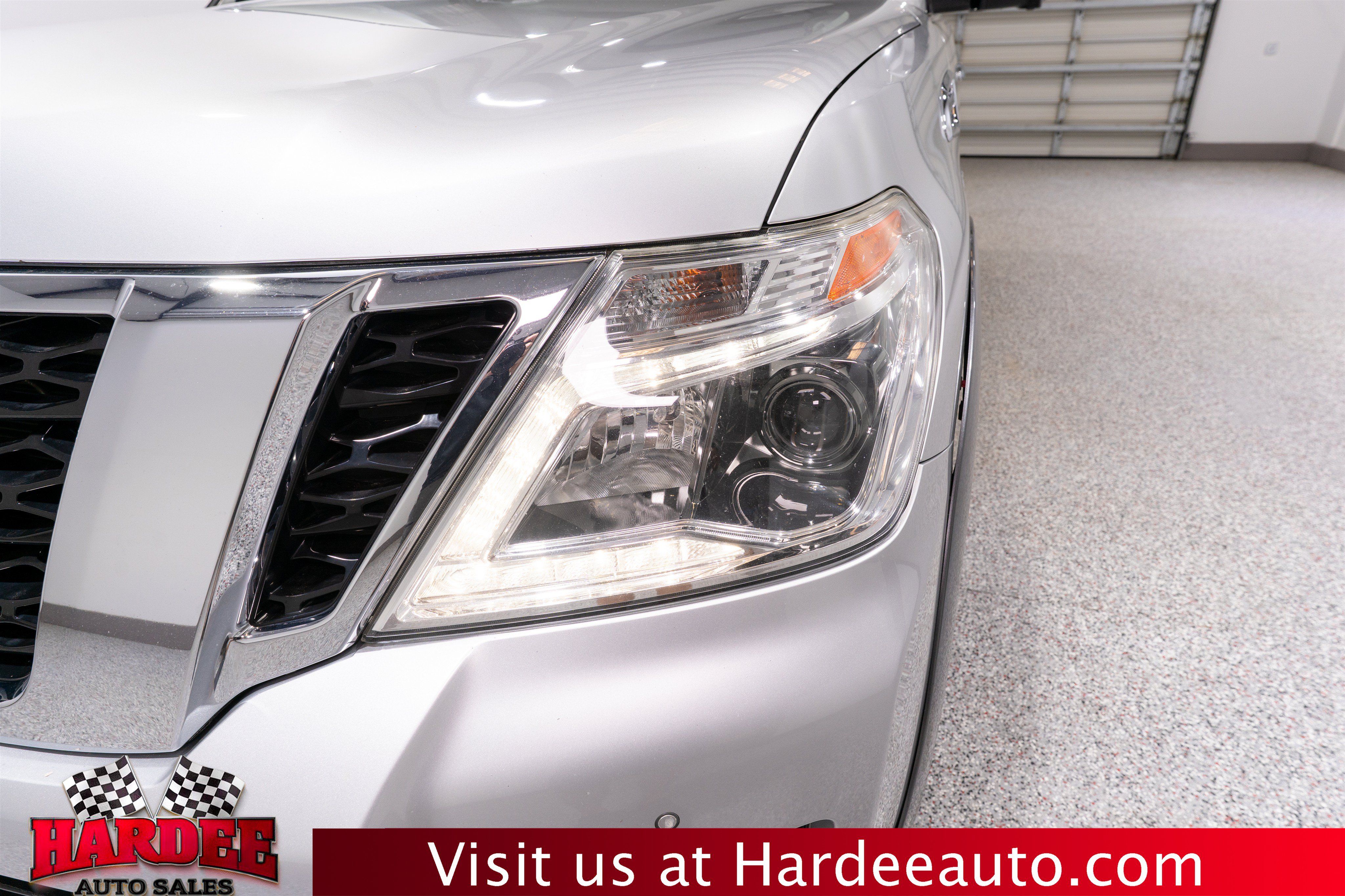 Used 2020 Nissan Armada SL w/ Premium Package AWD/4WD image 8