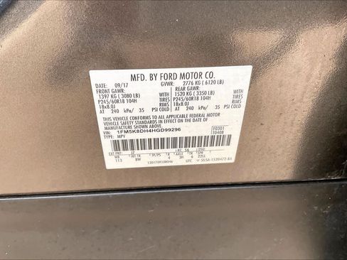 Used 2017 Ford Explorer XLT w/ Equipment Group 202A AWD/4WD image 33
