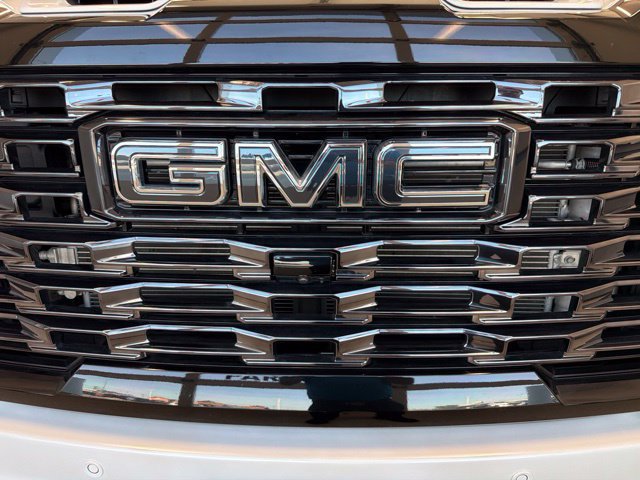 Used 2025 GMC Sierra 2500 Denali Ultimate w/ LPO, GMC Protection Package AWD/4WD image 14