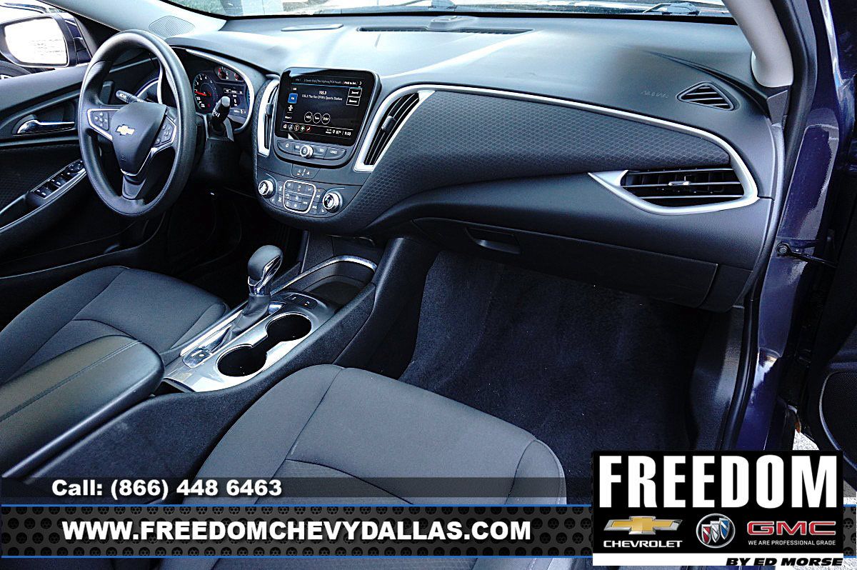 Certified 2025 Chevrolet Malibu LT FWD image 8