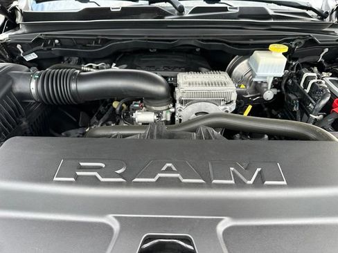 Used 2023 RAM 1500 Laramie AWD/4WD image 10