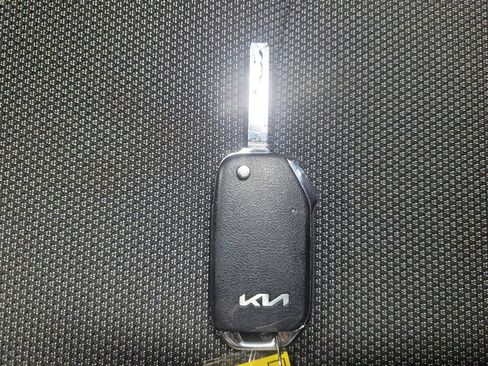 Used 2024 Kia Forte LXS w/ LXS Technology Package FWD image 32