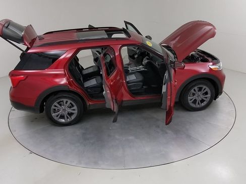 Certified 2023 Ford Explorer XLT w/ Equipment Group 202A AWD/4WD image 50