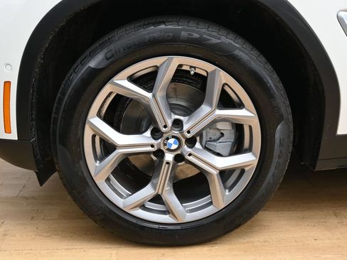 Used 2022 BMW X3 xDrive30i AWD/4WD image 11