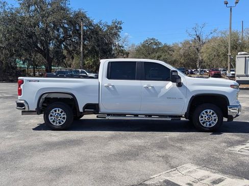 Used 2024 Chevrolet Silverado 2500 LT image 7