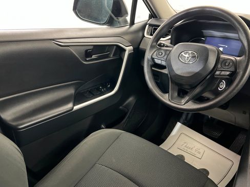 Used 2024 Toyota RAV4 LE image 12