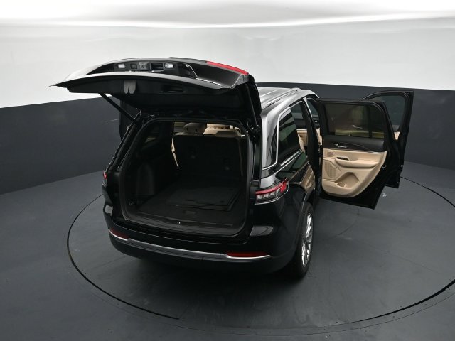 New 2027 Jeep Grand Cherokee Limited AWD/4WD image 29