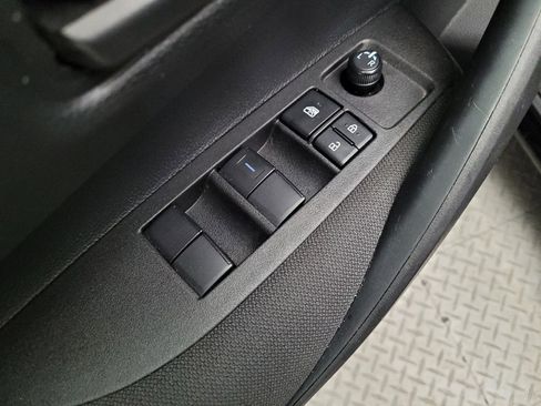 Used 2025 Toyota Corolla LE image 27