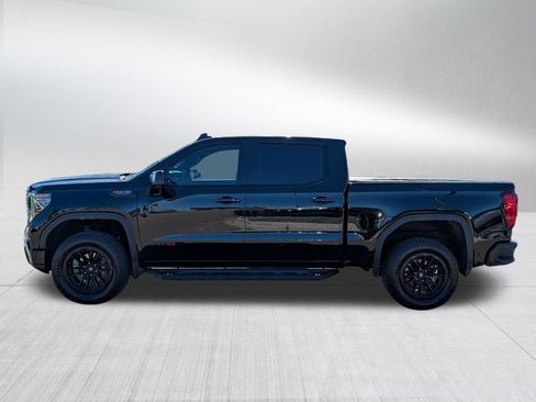 Used 2024 GMC Sierra 1500 AT4 w/ Technology Package AWD/4WD image 4