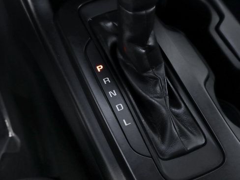 Used 2021 Chevrolet Colorado W/T w/ WT Convenience Package image 35