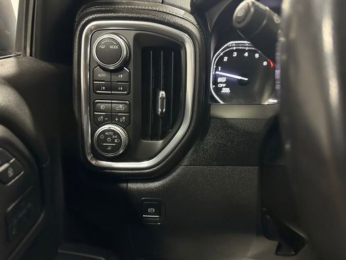 Used 2020 GMC Sierra 1500 SLT w/ SLT Premium Plus Package AWD/4WD image 17