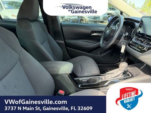 Used 2020 Toyota Corolla LE FWD image 9