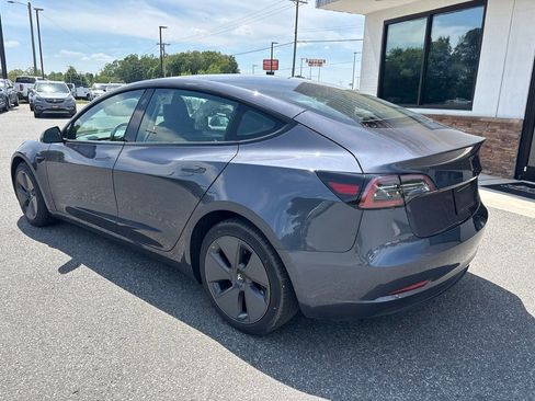 Used 2023 Tesla Model 3 Standard Range RWD image 5