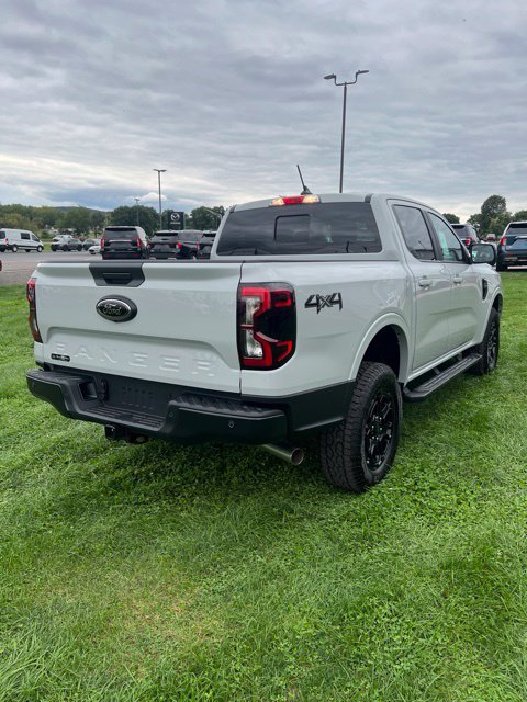 New 2026 Ford Ranger Lariat w/ Black Appearance Package AWD/4WD image 5