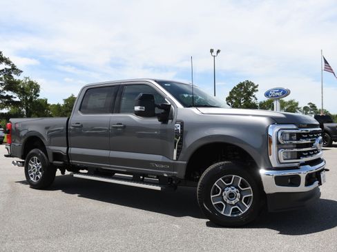 New 2026 Ford F250 Lariat AWD/4WD image 1