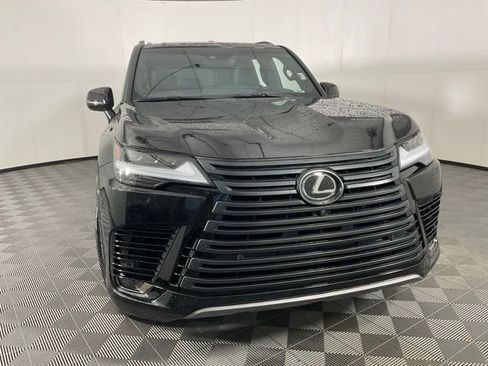Used 2023 Lexus LX 600 4WD w/ Appearance Package image 8