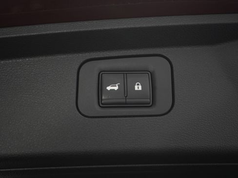 Used 2025 Nissan Armada Platinum Reserve AWD/4WD image 12